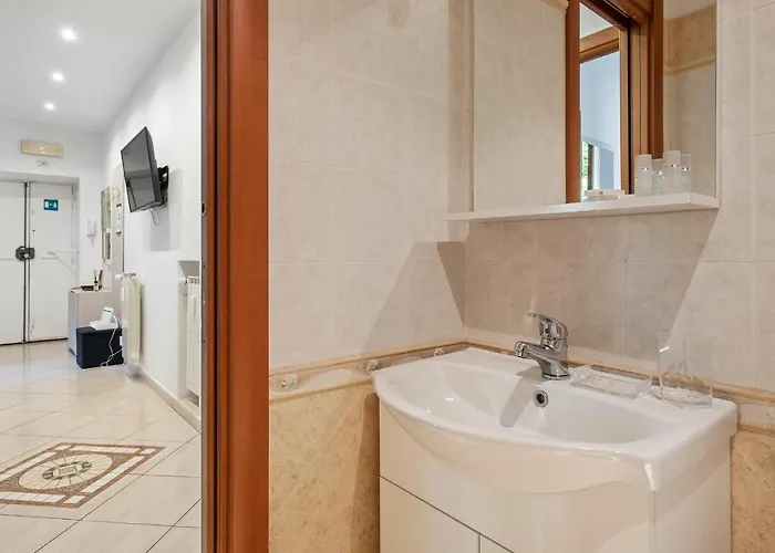 Vivy Vatican House By Halldis Apartment *